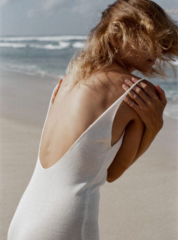 Luna Knit Dress – Timeless Elegance in White